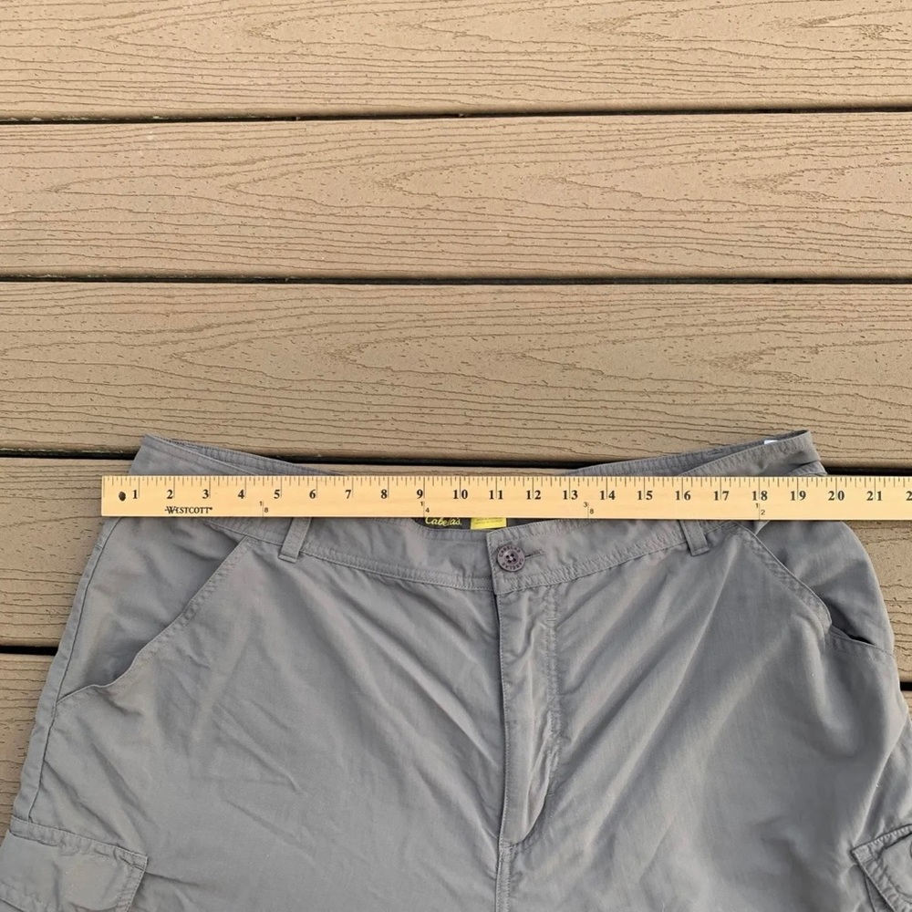 Cabela's Cargo Shorts Men's Size 40 Reg Gray Casual Zipper Side Pockets READ - Picture 8 of 9